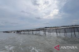 Nelayan mengaku sulit cari ikan akibat adanya pagar laut 30 Km di Tangerang