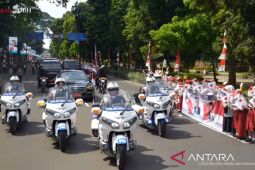 PM Jepang membawa pulang oleh-oleh 5 spanduk penyambutannya di Kota Bogor