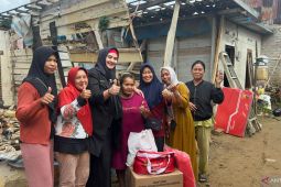 Pemkab Bangka Selatan berikan bantuan kepada korban angin kencang