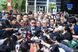 Prabowo pecat pimpinan KPK karena gagal tahan Hasto, cek fakta