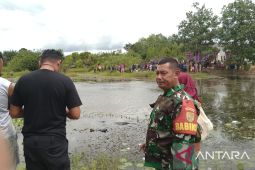 Babinsa ingatkan masyarakat waspadai buaya di waduk