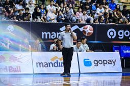 Debut tiga pelatih baru warnai pekan perdana IBL 2025