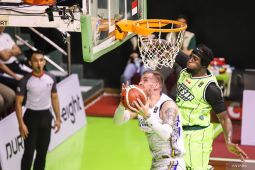 Giga tampil menggila saat Prawira Bandung tundukkan menang Pacific Caesar