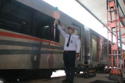 Stasiun Blitar terapkan jadwal perjalanan KA baru mulai 1 Februari 2025