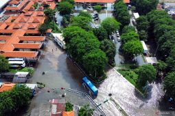 Banjir di Terminal Purabaya