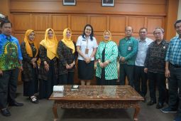 Pemkot Denpasar kolaborasi dengan ICMI tangani sampah di desa-desa