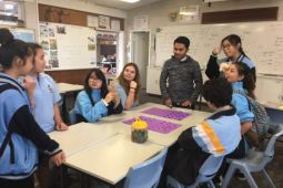 Dosen Unila Anwar Fadila berkesempatan belajar ke tiga benua