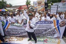 Unjuk rasa tenaga honorer Indramayu