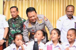 Polda Maluku komitmen awasi dan kawal program makan bergizi gratis di Ambon