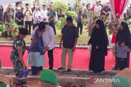 Rudy Susmanto pindahkan makam ortu dari Solo jelang jabat Bupati Bogor