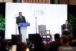 Menhan Sjafrie menyampaikan pidato tentang perdamaian stabilitas global