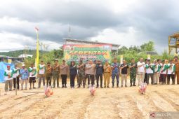 Jajaran Polresta Samarinda  tanam jagung serentak demi ketahanan pangan