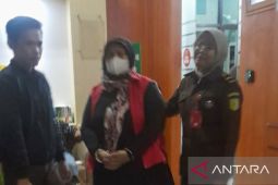 Kejari Purwakarta tahan dua mantan Kepala Puskesmas Plered diduga korupsi