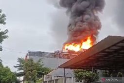Dapur MBG di Setu Cipayung terbakar