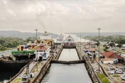 Terusan Panama milik Panama, bukan hadiah dari AS