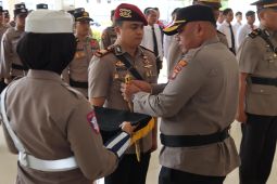 Kapolres Belitung Timur pimpin upacara sertijab Kapolsek