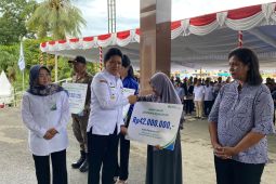 BPJS Ketenagakerjaan Maluku serahkan santunan JKM dan JKK Rp397,4 juta ke pekerja dan waris