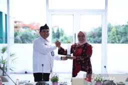 Pj Wali Kota Jambi adopsi sistem pelayanan cepat PBG-BPHTB Pemkab Bogor