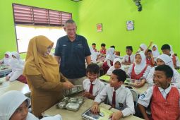 ID FOOD pasok bahan baku program MBG