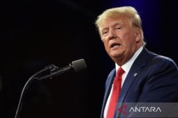 Trump: Barang China akan dikenakan tarif masuk 10 persen mula Februari