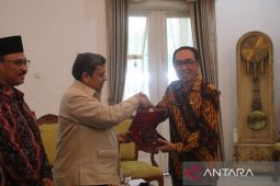 Kepala BPJPH Haikal Hassan: Produk Indonesia saat ini belum tertib halal