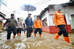Buruknya pengelolaan pembangunan sepanjang sungai sebabkan banjir, sebut Bey