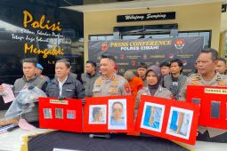 Polres Cimahi ringkus pelaku penyiraman air keras terhadap istrinya