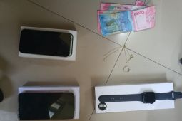 Polisi tangkap pasutri penipu tiket pesawat