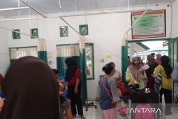56 warga di Bima NTB keracunan usai santap makanan hajatan