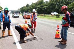 Astra Infra Toll Road minta maaf ada lubang di Tol Cipali, komitmen ganti rugi