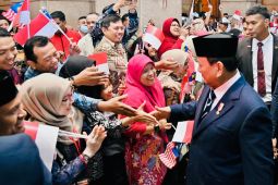 Masyarakat dan pelajar Indonesia antusias sambut Presiden Prabowo di Malaysia