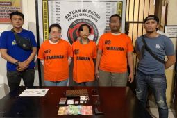 Polres Simalungun tangkap tiga pengedar sabu, barang bukti 25 gram lebih