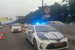 Tol Japek padat hingga petugas terapkan "contraflow"