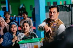 Wali Kota kunjungi posko pengungsian banjir pastikan kebutuhan warga terpenuhi