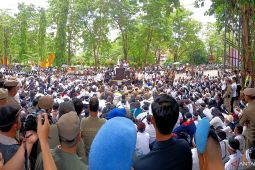 Ribuan guru honorer Sukabumi gelar aksi damai minta kepastian status dan formasi PPPK