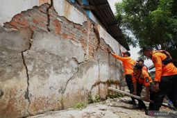 52 unit rumah rusak akibat gempa di Kolaka Timur