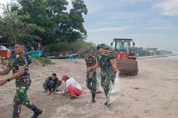 Pemerintah berkomitmen tangani sampah laut di pesisir Selatan Pulau Bali