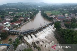 TMA Bendung Katulampa dalam kondisi normal meski Puncak sempat diguyur hujan