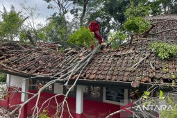 Pemkab Cianjur pastikan pembangunan kelas rusak tuntas dalam 2 pekan