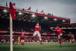 Nottingham Forest cukur Brighton 7-0