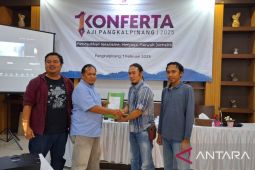 Hendra-Tri Harmoko resmi jabat Ketua dan Sekretaris AJI Pangkalpinang Periode 2025-2028