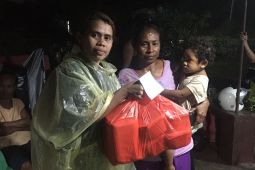 Kupang bangun dapur umum bagi korban banjir