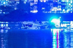 Pesawat ambulan AS jatuh, tak ada korban selamat