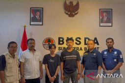 BKSDA jatuhkan sanksi tiga tahun bagi pemandu liar Gunung Marapi