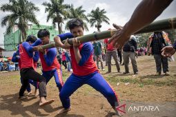 Festival olahraga tradisional di Kabupaten Bandung Barat