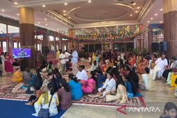 Umat Hindu dari India hadiri peresmian Kuil Murugan Jakarta