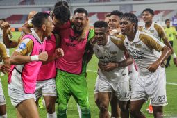 Liga 1 - Dewa United kandaskan PSIS Semarang, Alex cetak hattrick