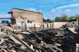 Kebakaran di Toba hanguskan 9 unit rumah tinggal