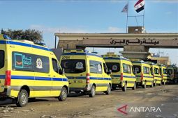 Warga Palestina menyeberang ke Mesir via Rafah untuk dapat pengobatan