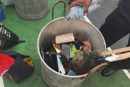 Ditjenpas musnahkan 293 ponsel hasil razia di Lapas Kendari